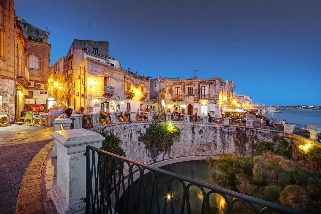 Nel Cuor Di Ortigia Lejlighed Syracuse 0*,  Italien
